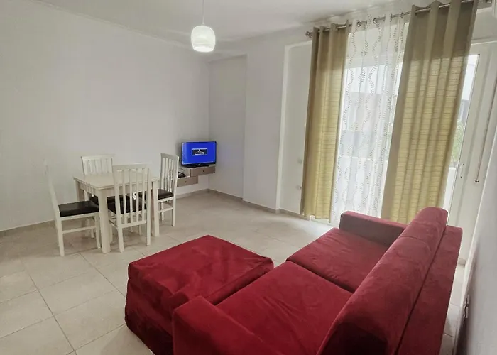 Lovely Apartment Gjiri Lalzit